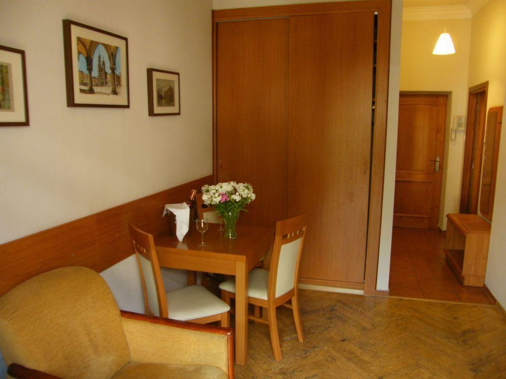 Kajzer Hotel apartamentowy Kraków